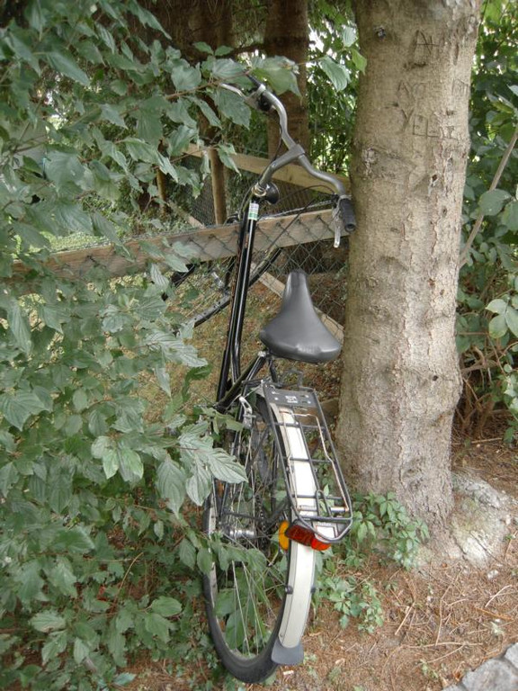 -Geparktes-Fahrrad _1__JPG-1285062022