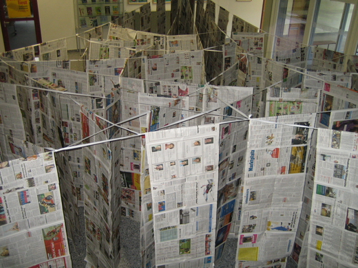 IMG_4016 Zeitungspapierkurs _1_.JPG