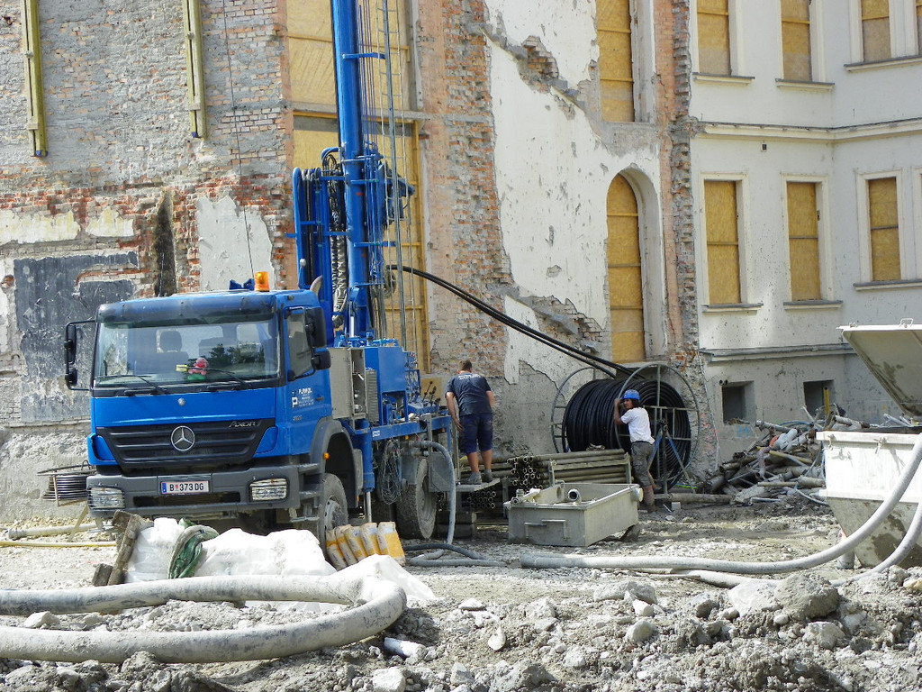 105_6937_jpg-1285278327