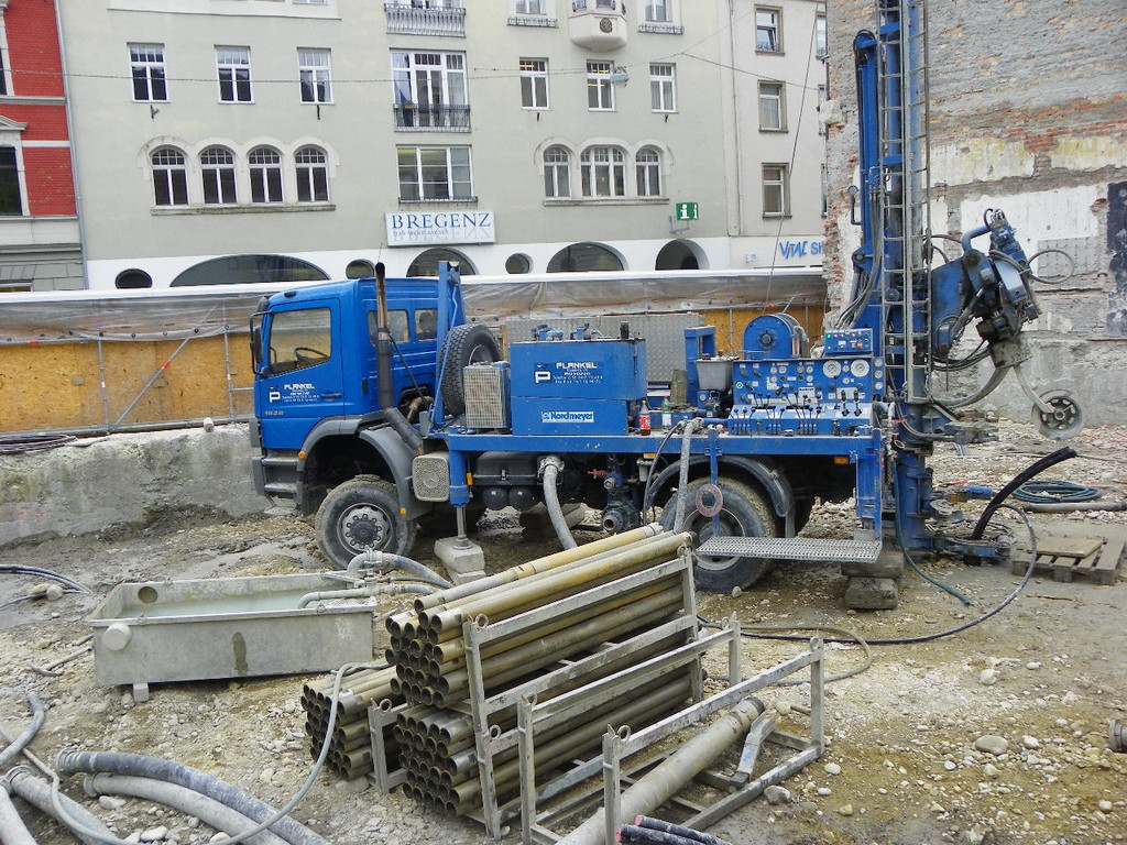 106_1979_jpg-1285278361