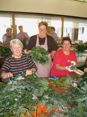 Pfarre Adventkranzbinden 2008 _5_.jpg
