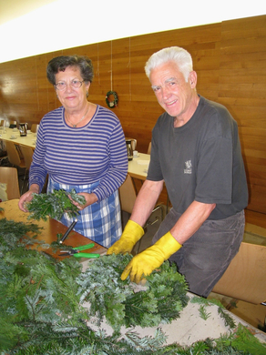 Pfarre Adventkranzbinden 2008 _6_.jpg