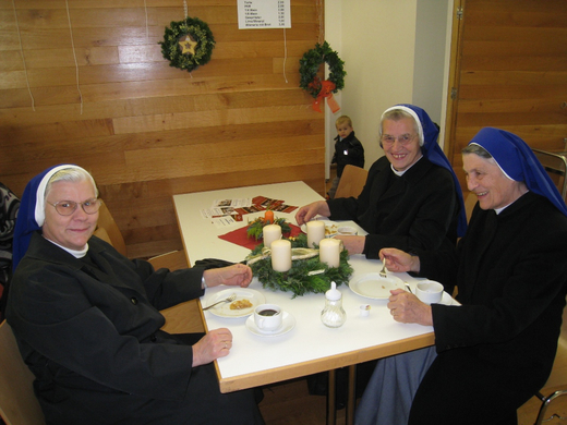 Pfarre Adventkranzbinden 2008 _15_.jpg