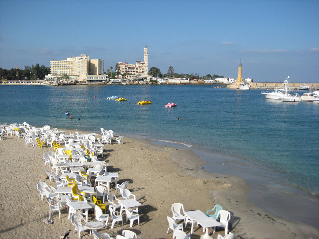 __gyptenreise BORG EGG 2010 - Alexandria  - Montazah Palast_jpg-1285493404