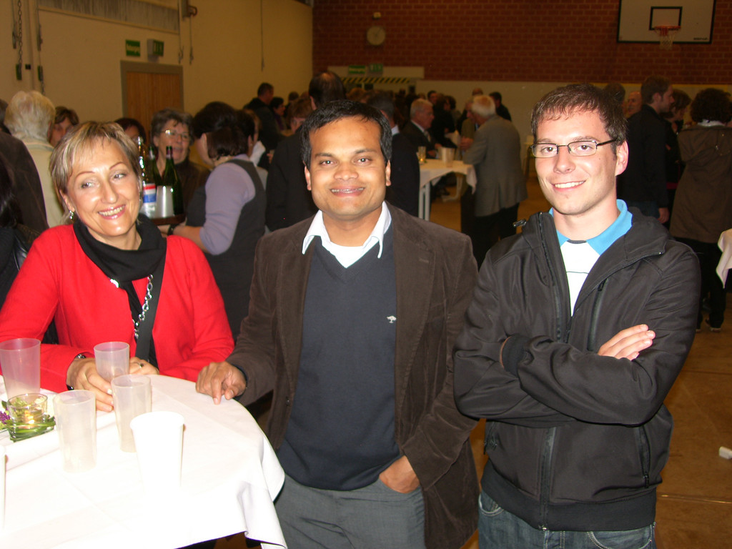 SH103857_JPG-1285493766