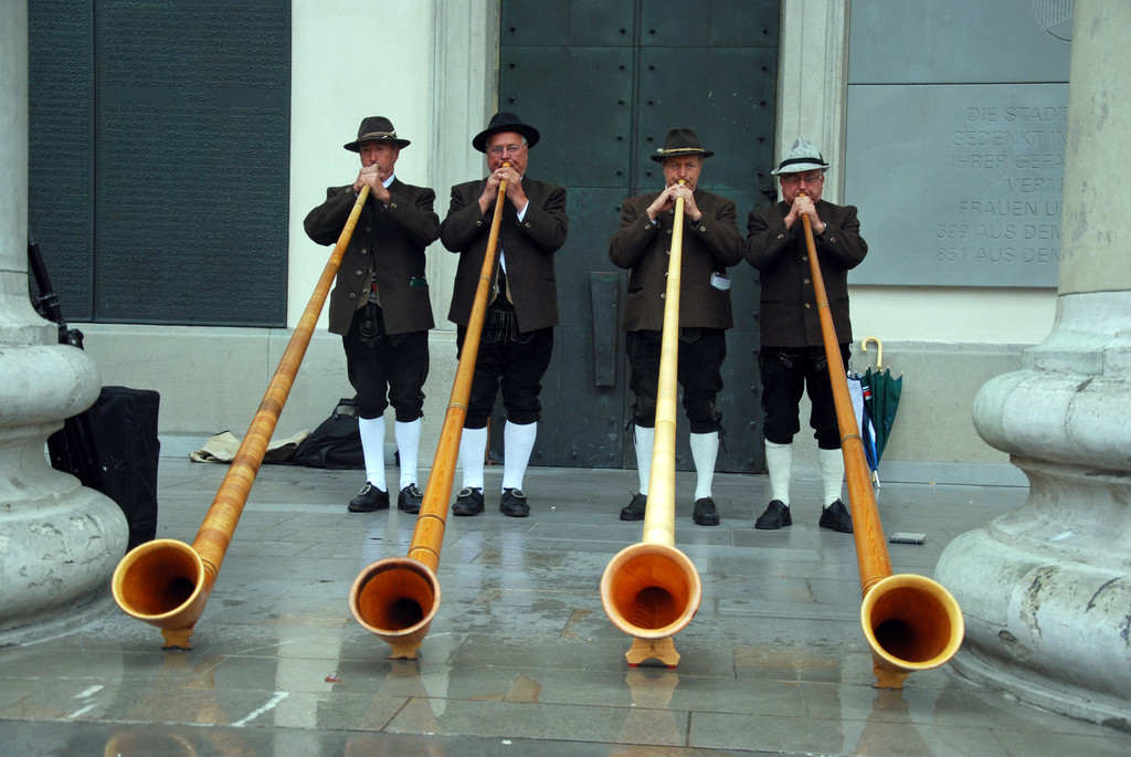 DSC_0005_JPG-1285541553