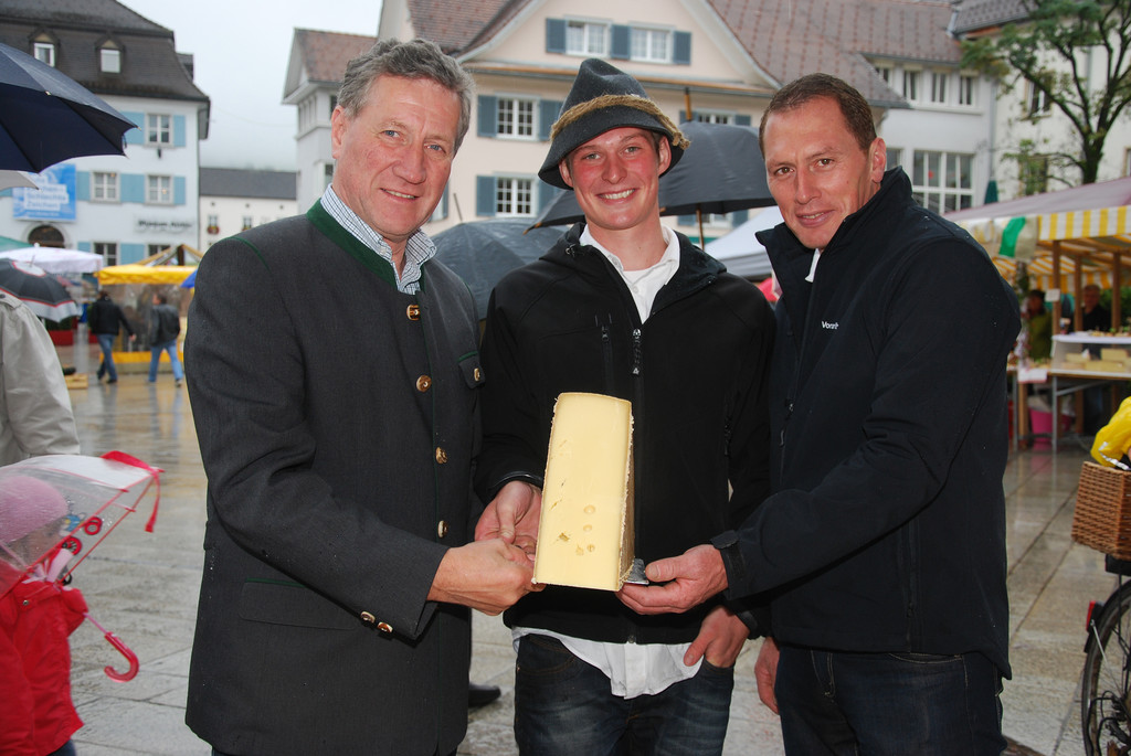 DSC_0060_JPG-1285541466