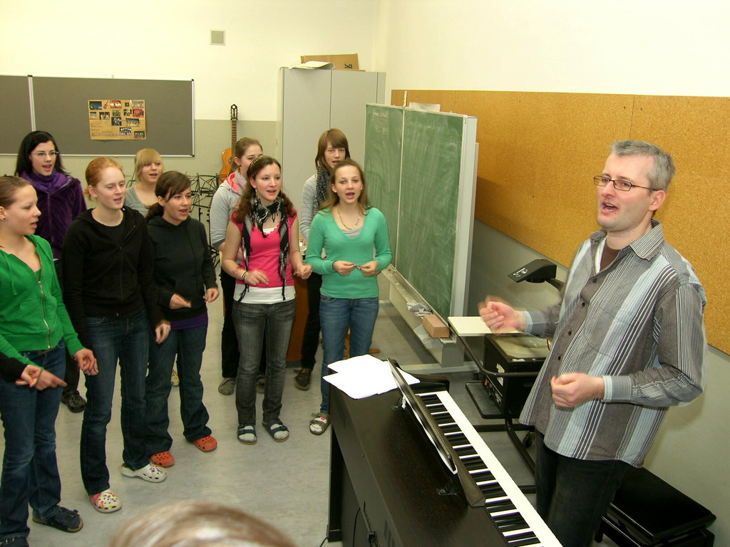 Singen 1b_JPG-1285569595