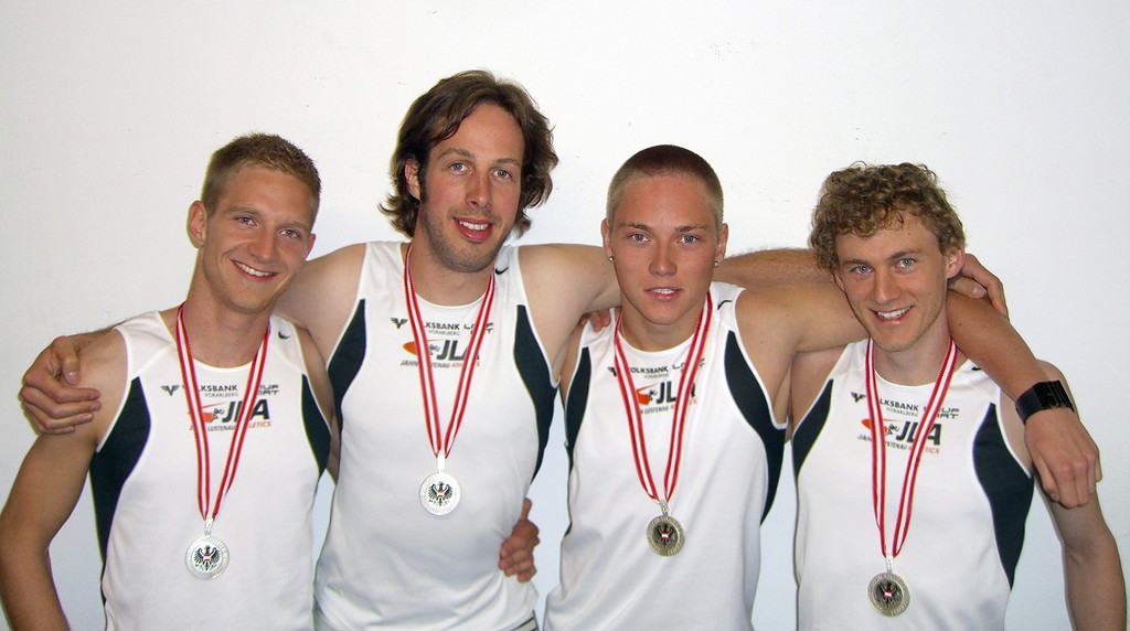LA 4 x 400 Viezem_jpg-1285572516