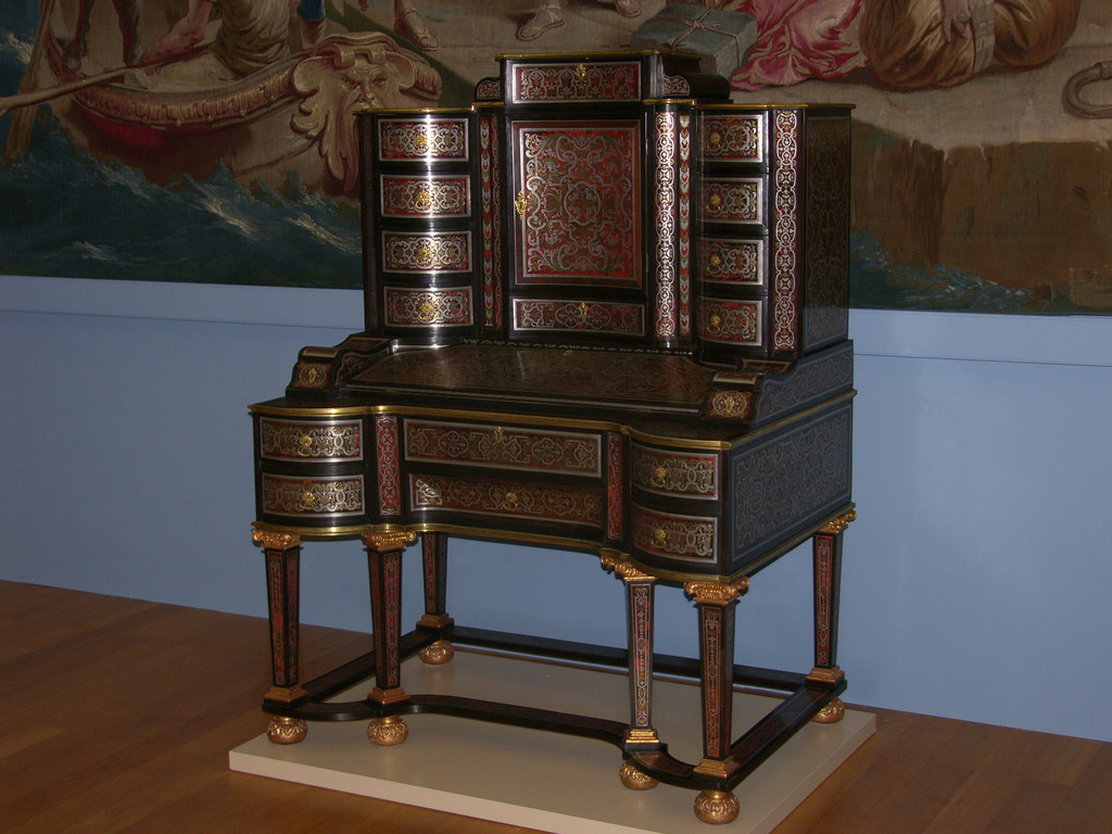 SH103608_JPG-1285574331