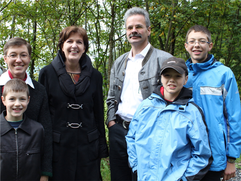 Segnungsfeier Familienkapelle Fraxern 26-09_2010 _65_.jpg