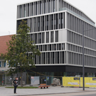 Raiffeisenbank zeigt sich ohne Gerüst