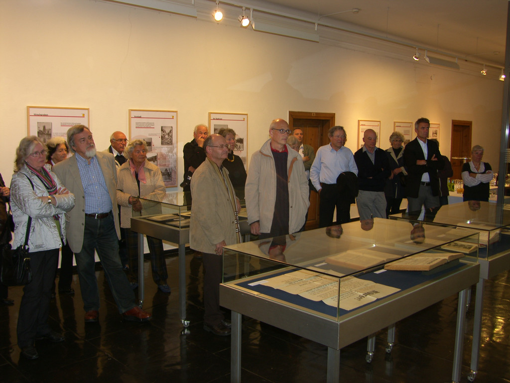 SH104103_JPG-1285919032