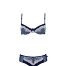 triumph_miss_poetry_fr_whp_hip_aw10.jpg