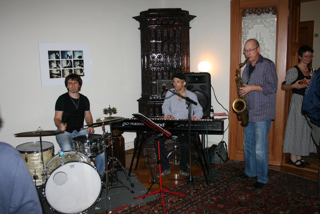 IMG_5273_JPG-1286132790