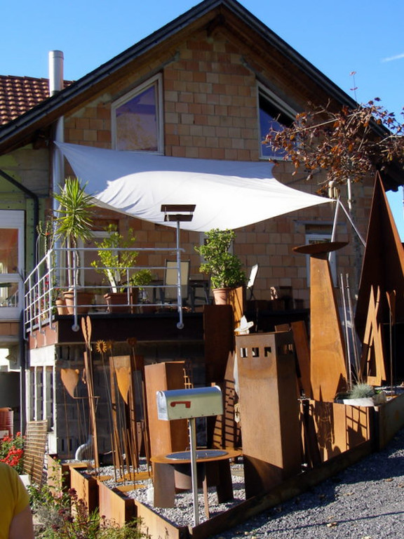 PA030109_JPG-1286136514