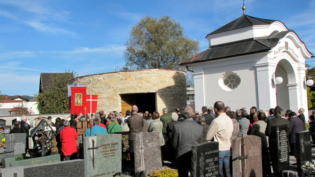 KOE_Segnung Totenkapelle Gisingen 28_jpg-1286140269