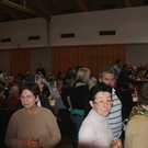Volles Haus bei Kochbuchpr__sentation.JPG