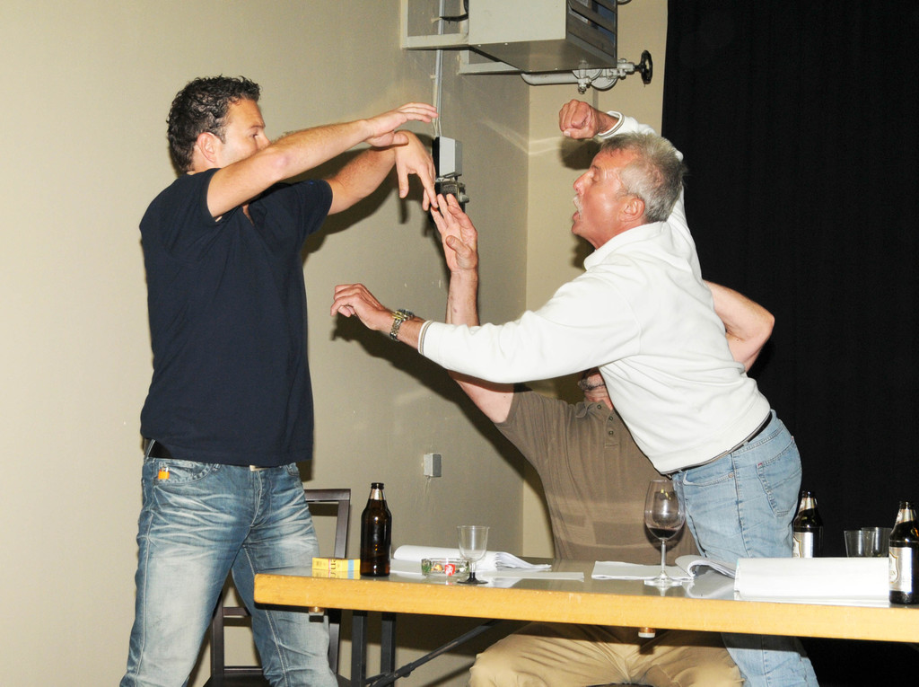 Theater Fu__ach 22_09_2010 17_jpg-1286460070