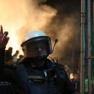 normal_08102010fussballkrawallethaktivnews025.jpg