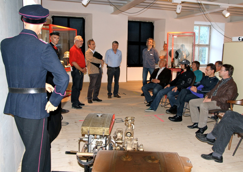 KOE_Mandatare besuchen Museumswelt 6_jpg-1286653582