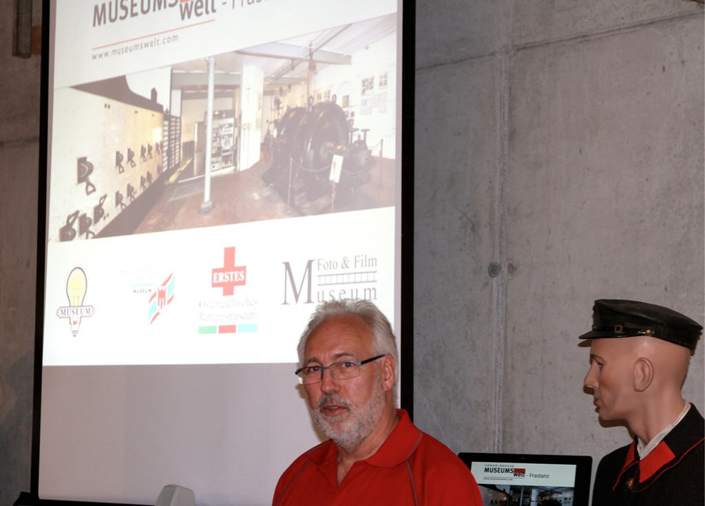 KOE_Mandatare besuchen Museumswelt 7_jpg-1286653589