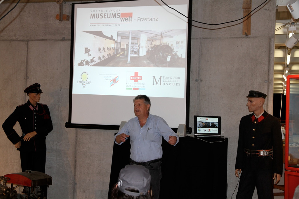 KOE_Mandatare besuchen Museumswelt 16_jpg-1286653649