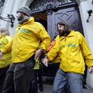 Greenpeace-Demo am Ballhausplatz