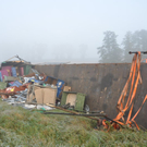 Spektakuläre Bilder: Lkw verliert Ladung