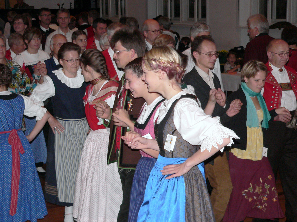 2010volksmusikv_tirol_2009kata20_jpg-1287066329