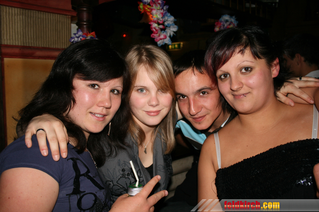 004_JPG-1287105957.jpg