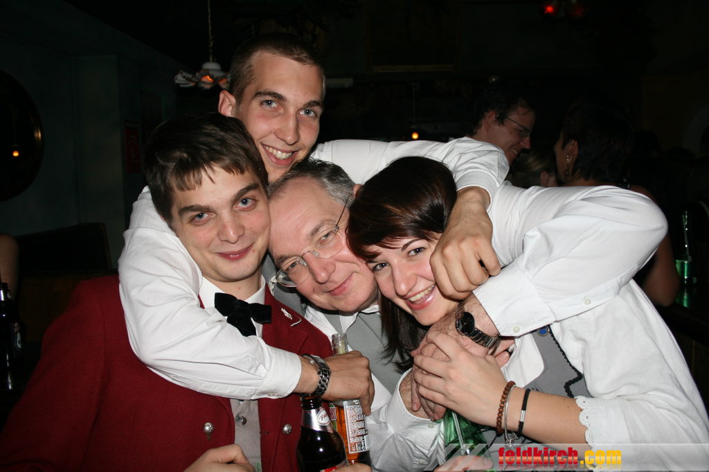 043_JPG-1287196834.jpg