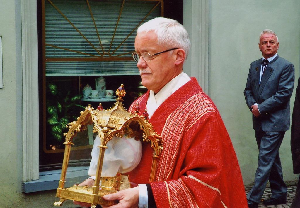 Fidelisprozession-Reliquie_JPG-1287214209