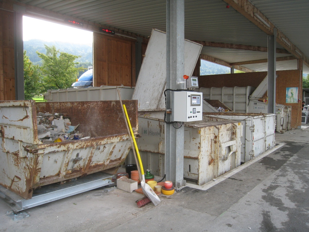 Recycling Sammelstelle WAAGE 2010 _21__jpg-1287320109