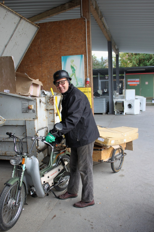 Recycling Sammelstelle WAAGE 2010 _20__jpg-1287320095