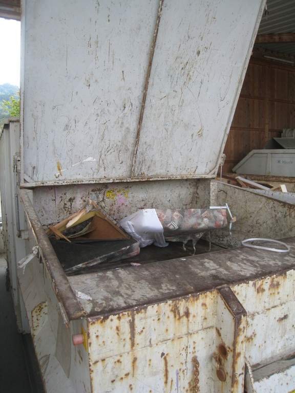 Recycling Sammelstelle WAAGE 2010 _4__jpg-1287319865