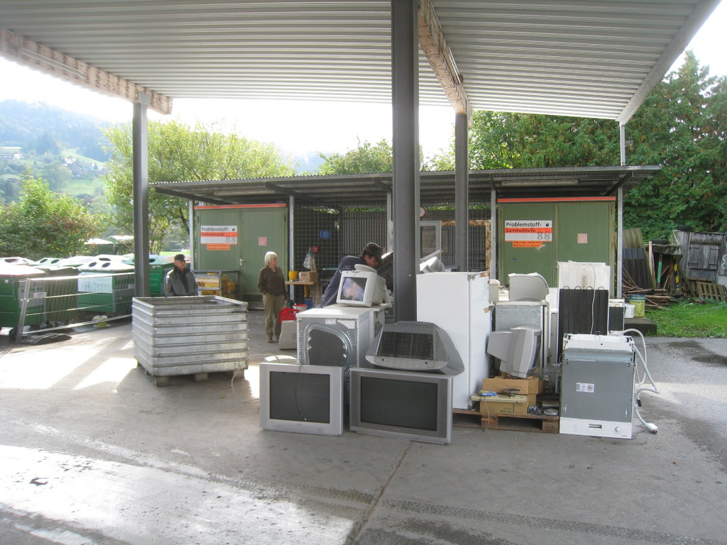 Recycling Sammelstelle WAAGE 2010 _7__jpg-1287319903