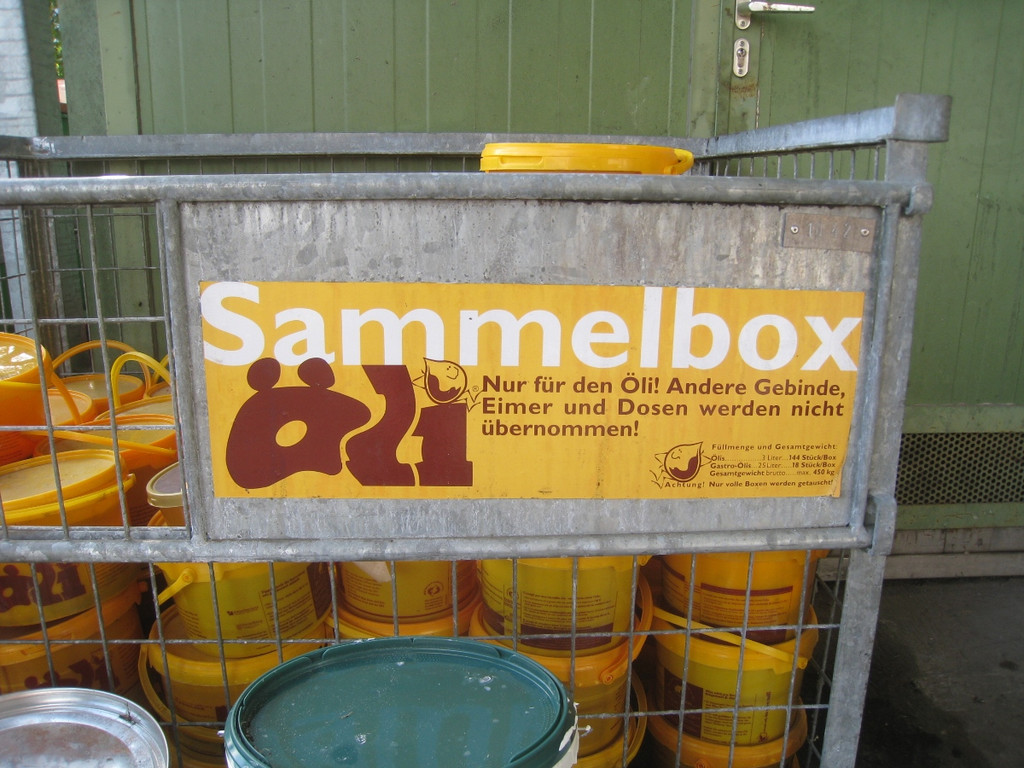 Recycling Sammelstelle WAAGE 2010 _10__jpg-1287319940