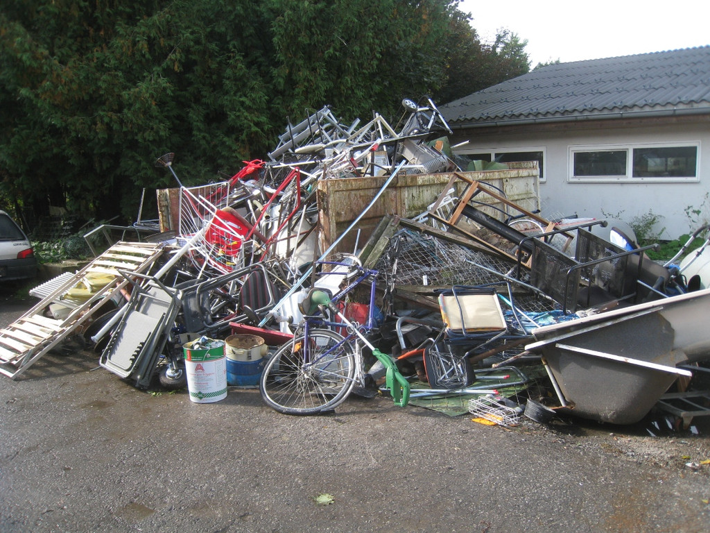Recycling Sammelstelle WAAGE 2010 _22__jpg-1287320127