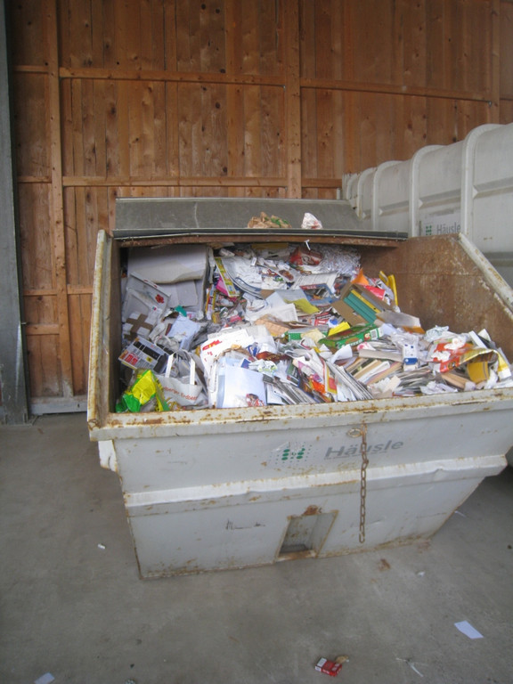 Recycling Sammelstelle WAAGE 2010 _6__jpg-1287319889