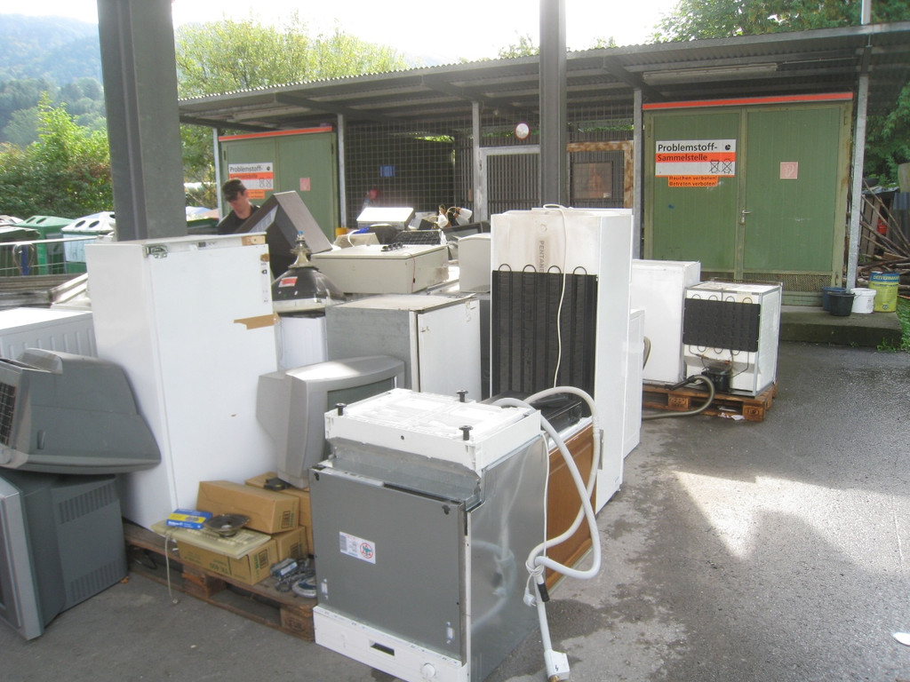 Recycling Sammelstelle WAAGE 2010 _12__jpg-1287319964