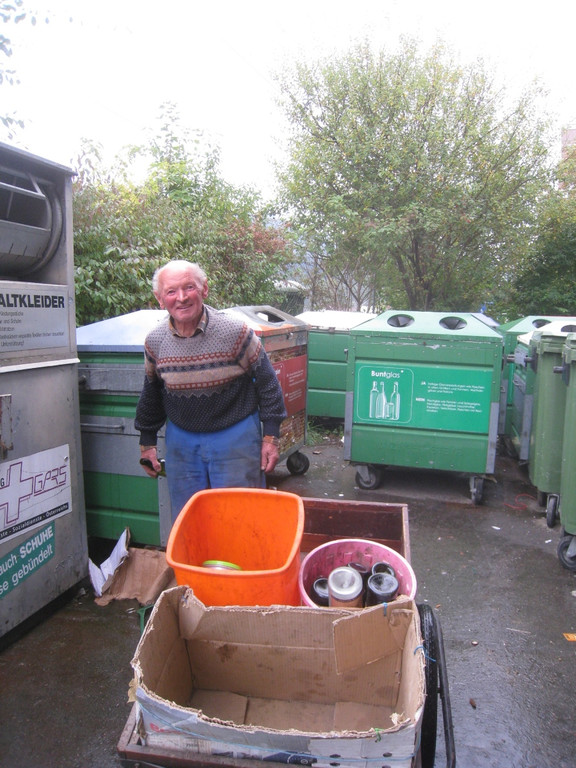 Recycling Sammelstelle WAAGE 2010 _26__jpg-1287320182