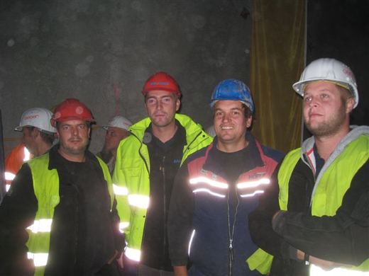 Pf__ndertunnel Durchbruch 04-11-2009 _44_.jpg