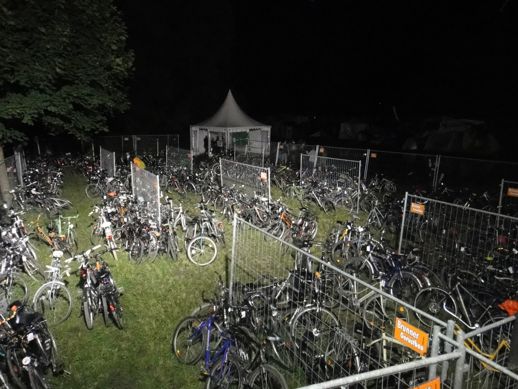 Fahrradlounge Szene Openair_jpg-1287389627