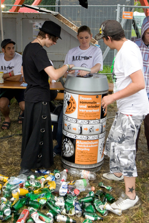 Wertstoffsammelstelle_jpg-1287389673