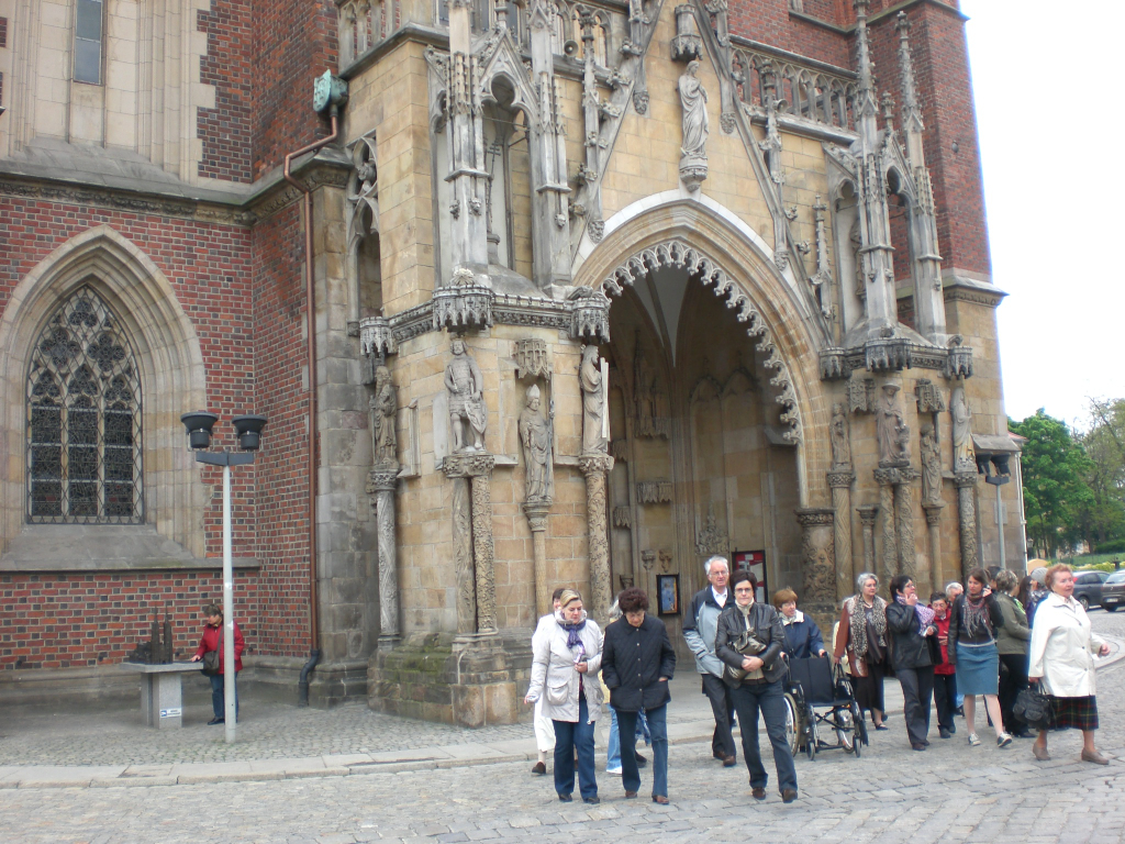 Knotenl__serin 001_jpg-1287405861