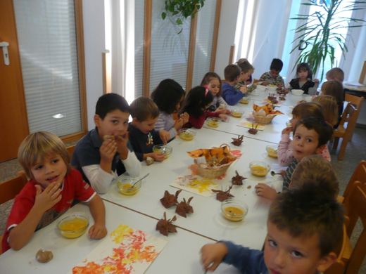 Kindergarten Gartenstra__e ERNTEDANKFEST _3_.JPG