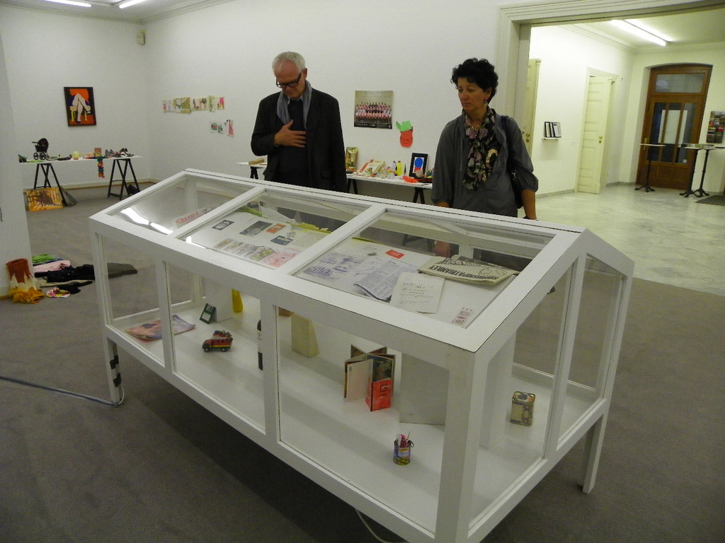 106_6990_jpg-1287602297