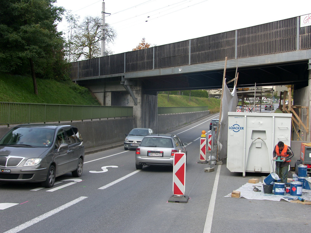 SH105001_JPG-1287819076
