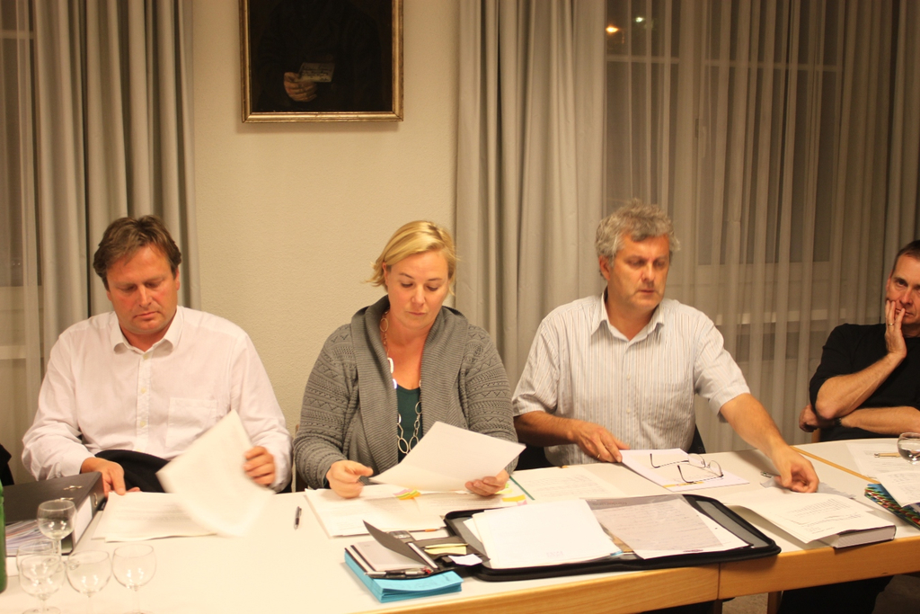 GV Sitzung Widmungen 2010 _20__jpg-1287827859